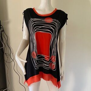 Modern Black and Red Women's Tunic